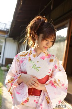 顺着岳大腿内侧上